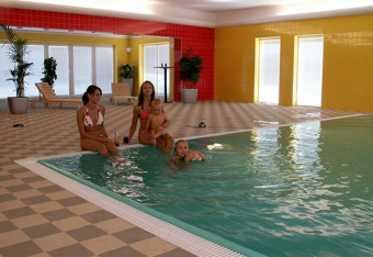 bazén tyrkys equitana bazén tyrkys equitana