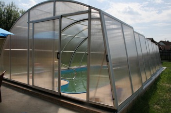 AKADEMIE - polykarbonát čirý AKADEMIE - polykarbonát čirý