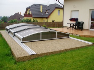 ELEGANT - polykarbonát hnědý ELEGANT - polykarbonát hnědý